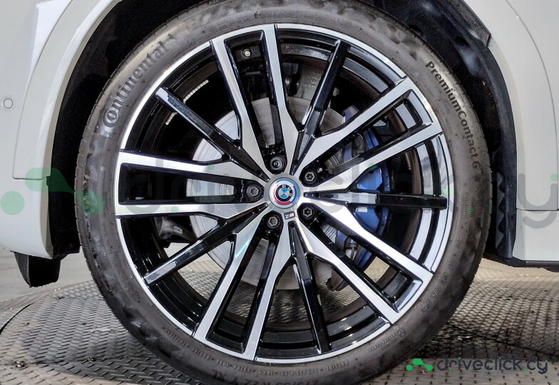 BMW X6 White