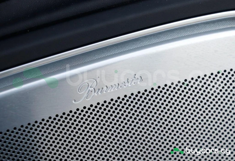 Porsche Panamera Белый