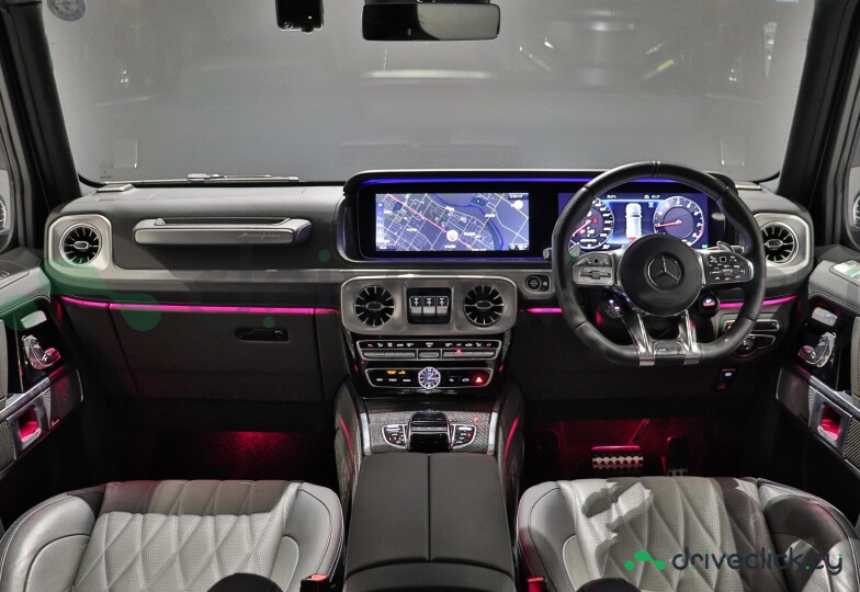 Mercedes G-class Белый