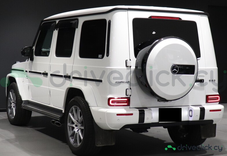 Mercedes G-class Белый