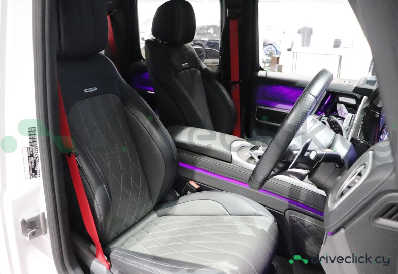 Mercedes G-class Белый
