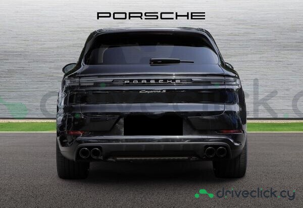 Porsche Cayenne Черный