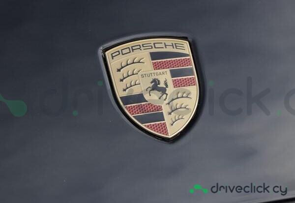 Porsche Cayenne Черный