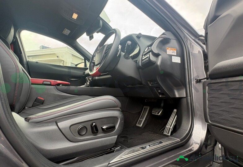Lexus UX Black