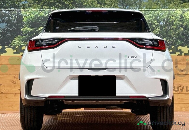 Lexus LBX White