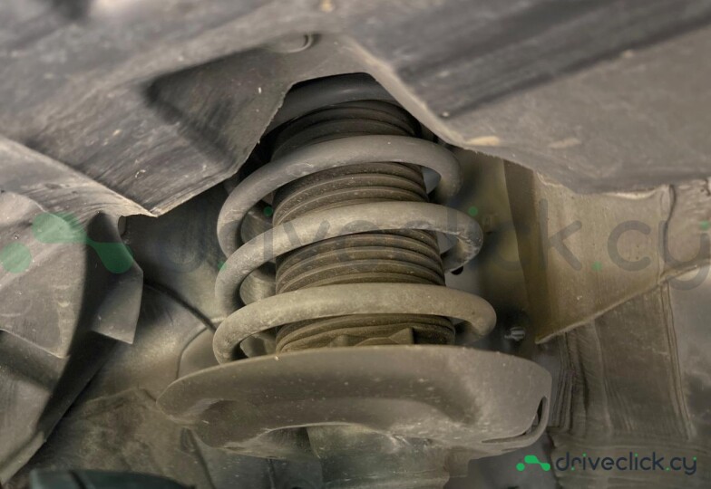 Lexus LBX White