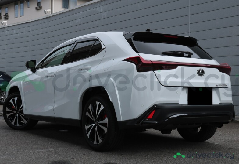 Lexus UX White