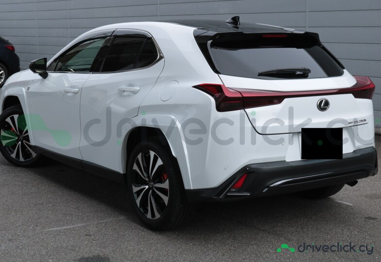 Lexus UX White