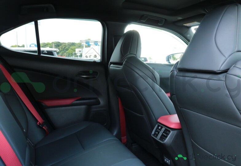 Lexus UX White