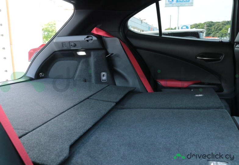 Lexus UX White