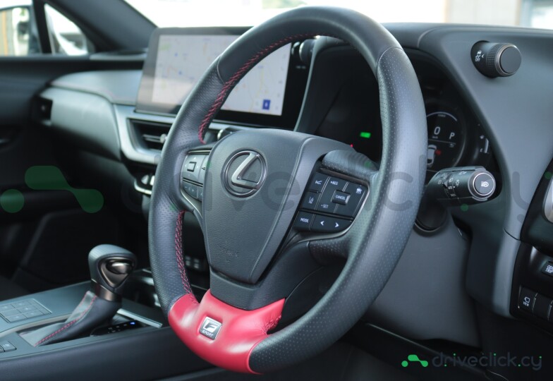 Lexus UX White