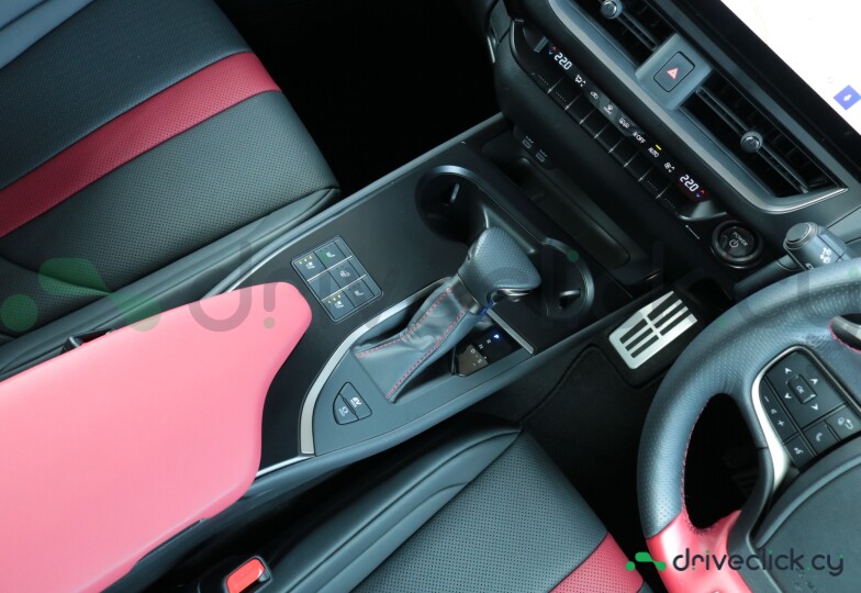 Lexus UX White
