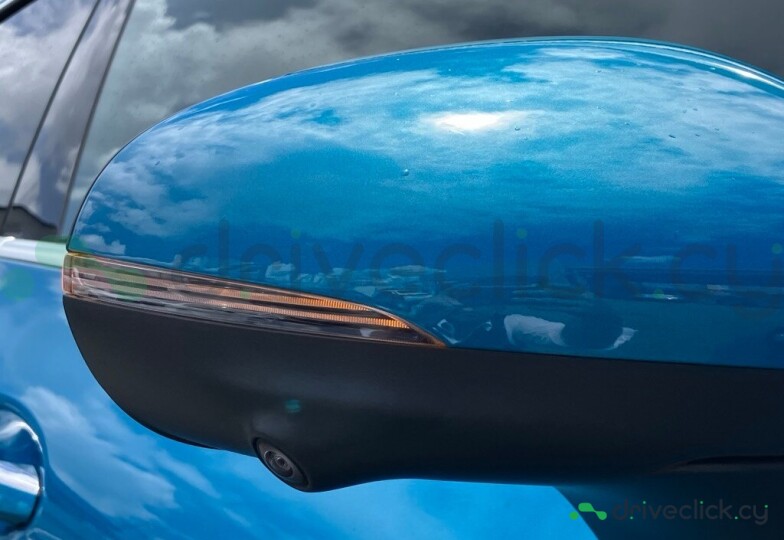 Mercedes CLA-class Blue