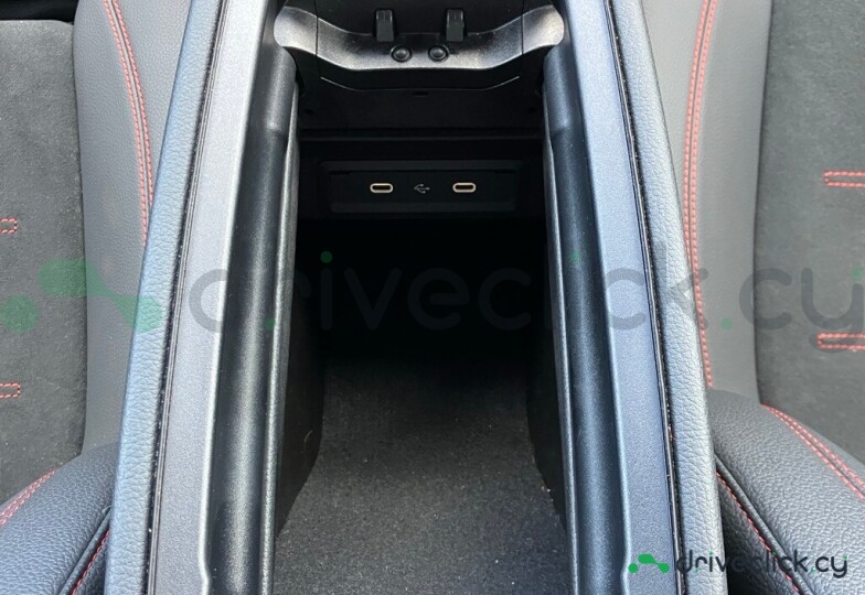 Mercedes CLA-class Blue