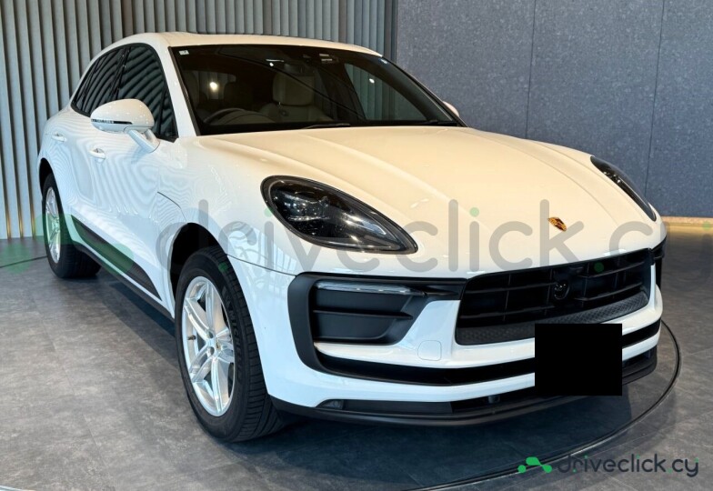 Porsche Macan White