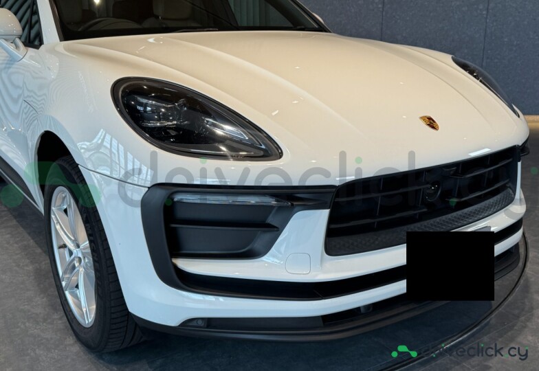 Porsche Macan White