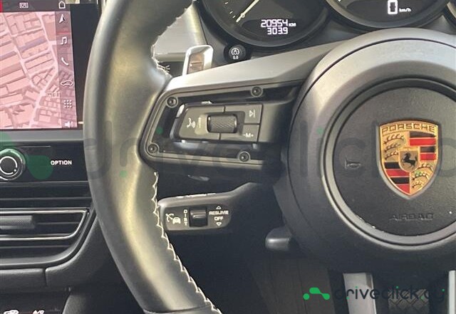Porsche Macan Grey