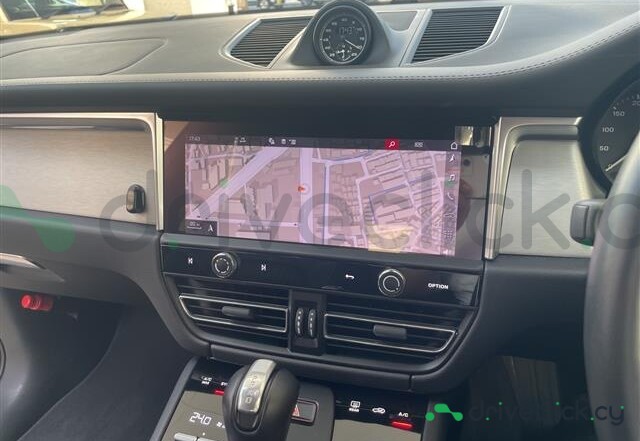 Porsche Macan Grey