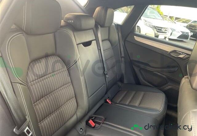 Porsche Macan Grey