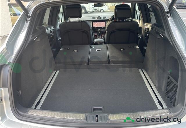 Porsche Macan Grey