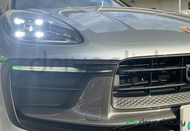Porsche Macan Grey