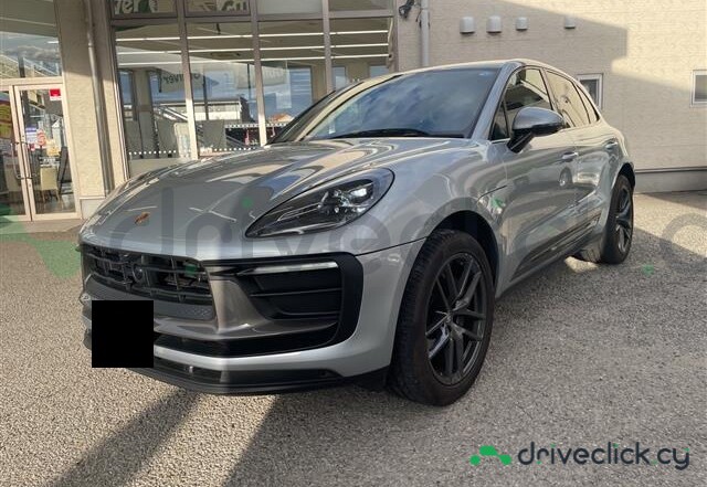 Porsche Macan Grey