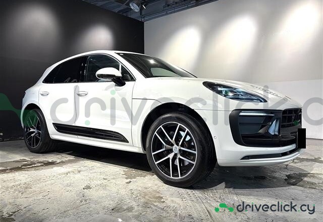 Porsche Macan White