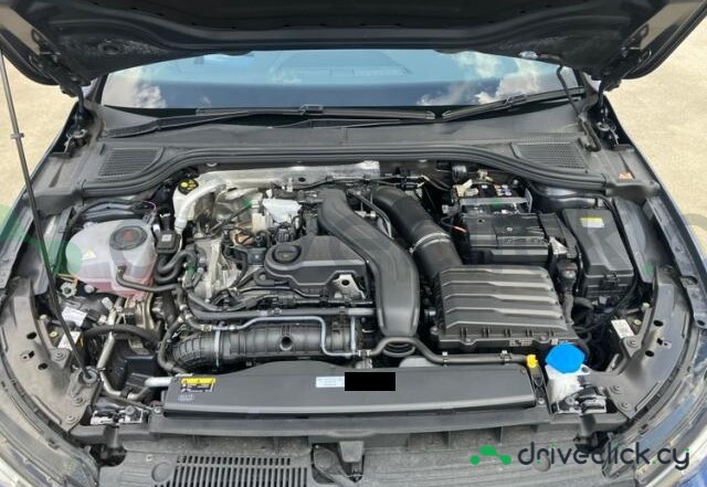 Volkswagen Golf Blue