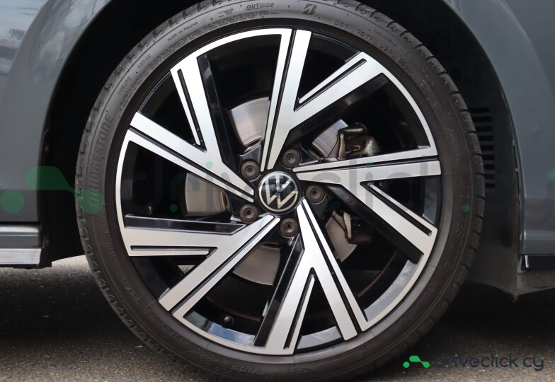 Volkswagen Golf Grey