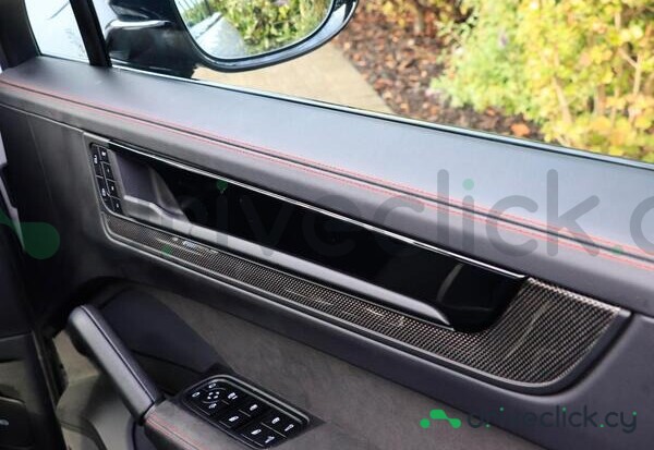 Porsche Cayenne Серый