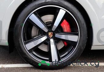Porsche Cayenne Серый