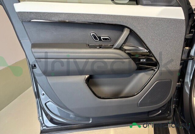 Land Rover Range Rover Sport Серый