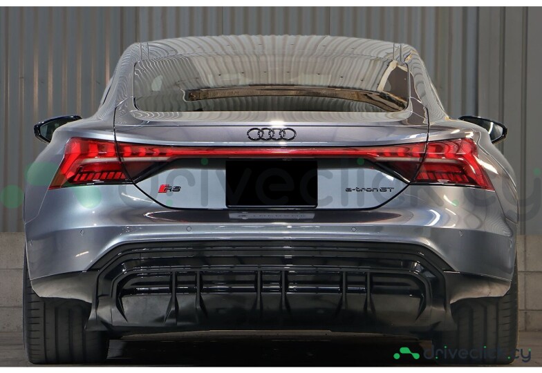 Audi RS e-tron GT Grey