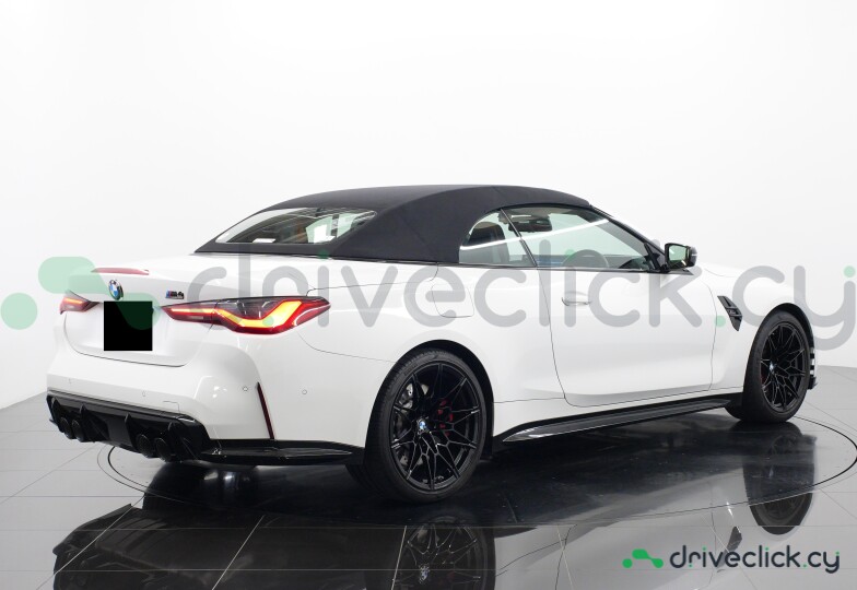 BMW M4 White