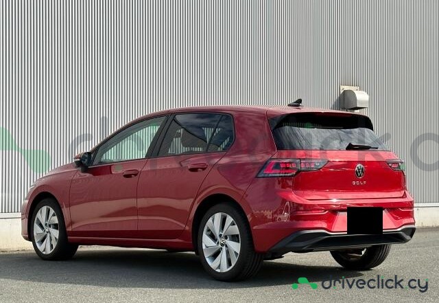 Volkswagen Golf Red