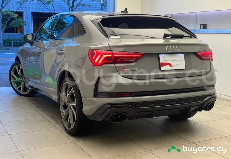 Audi RS Q3 Sportback Серый