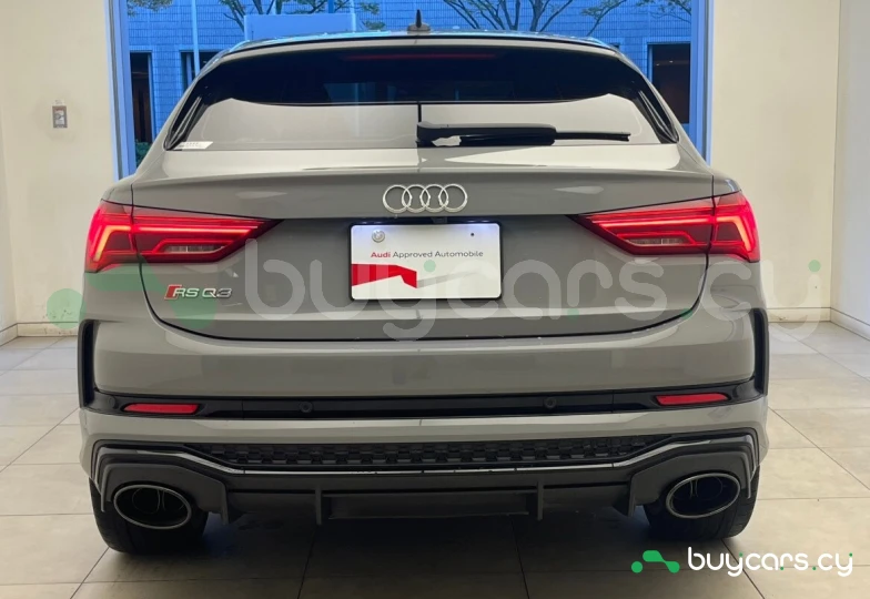 Audi RS Q3 Sportback Серый