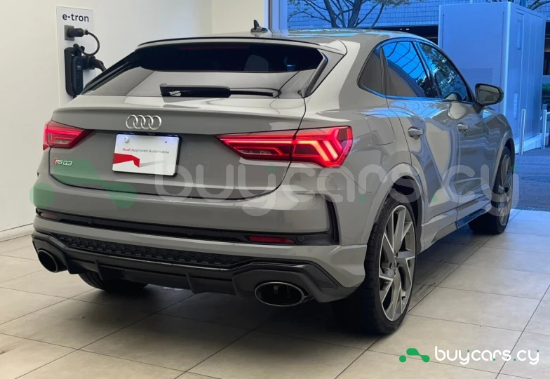 Audi RS Q3 Sportback Серый