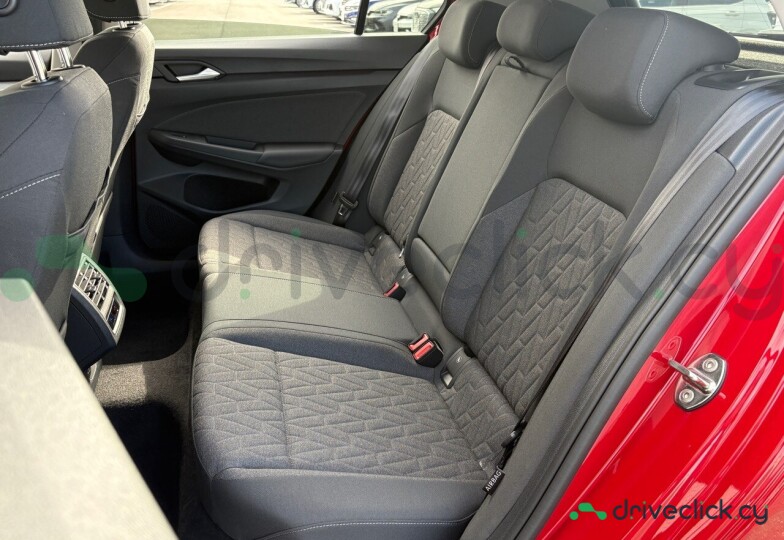 Volkswagen Golf Red