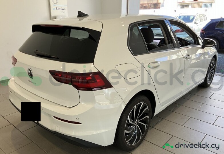 Volkswagen Golf White