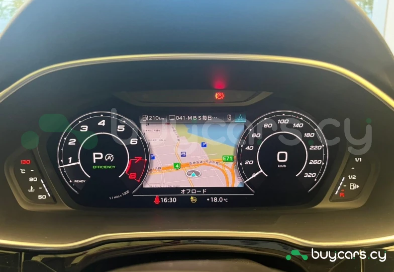 Audi RS Q3 Sportback Серый