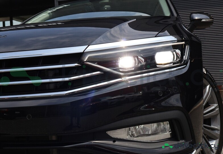 Volkswagen Passat Черный