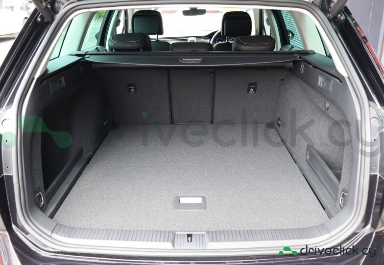 Volkswagen Passat Черный