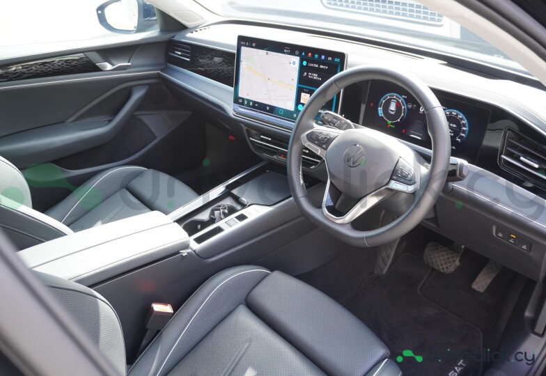 Volkswagen Passat Черный