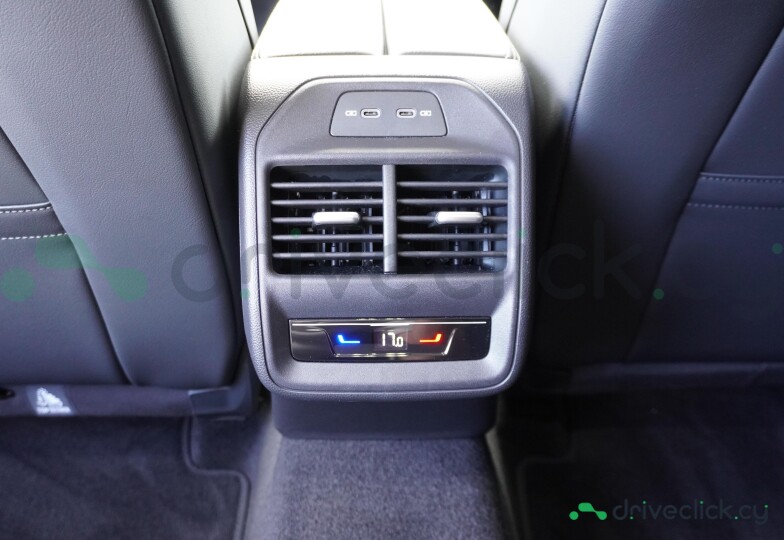 Volkswagen Passat Черный
