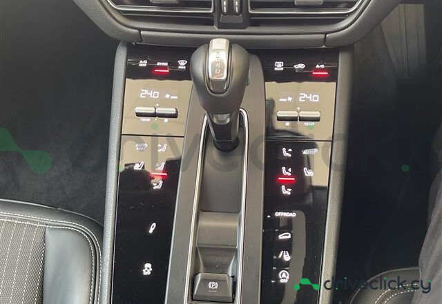 Porsche Macan Grey