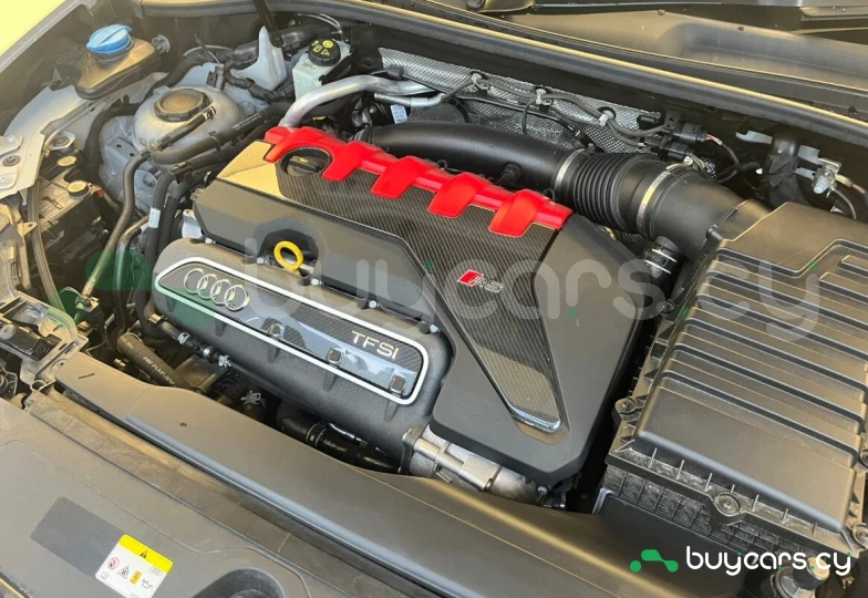 Audi RS Q3 Sportback Серый