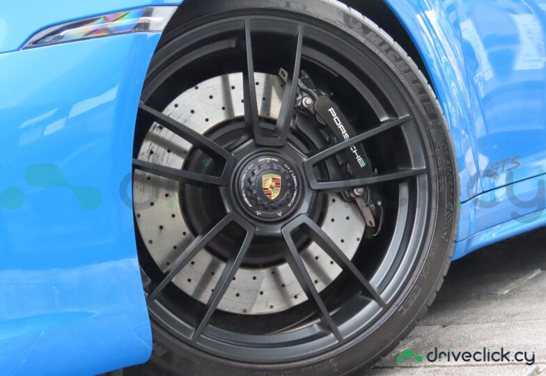 Porsche 911 Blue