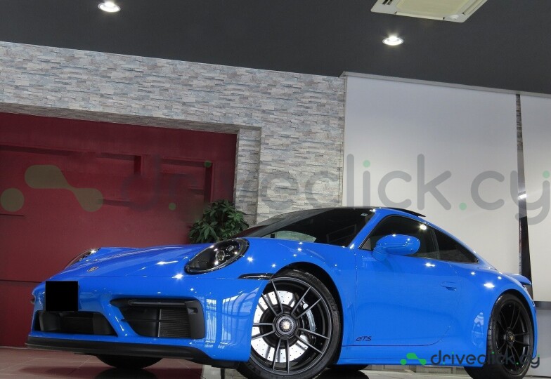 Porsche 911 Blue