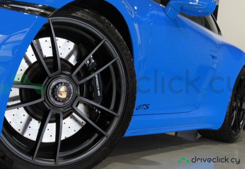 Porsche 911 Blue